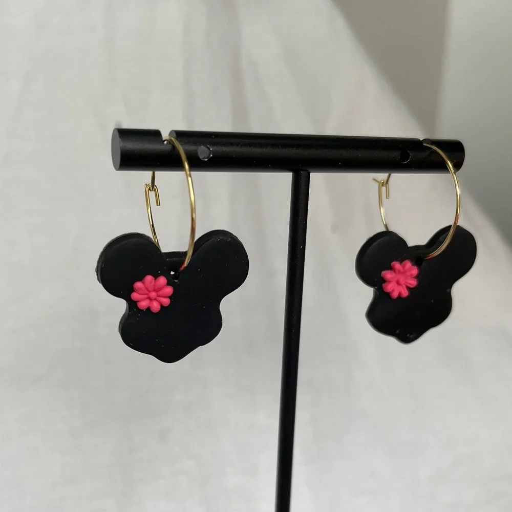 Black Mouse with pink flower dangly earrings - Picture 3 of 4